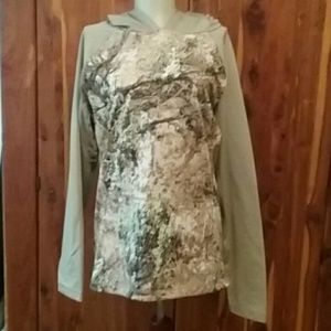 Cabela's pullover hoodie